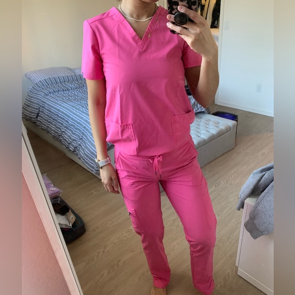 Adar Scrubs Set of 3 - Picture 1 of 6